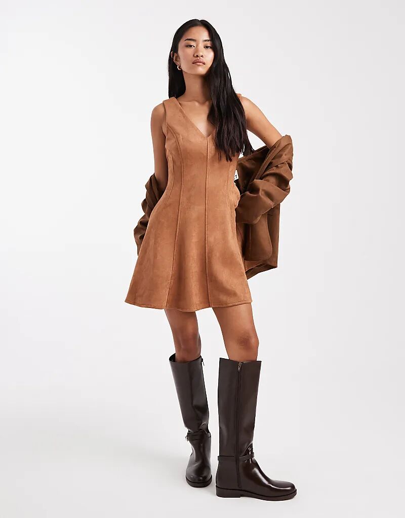 

Мини-платье из замши Miss Selfridge