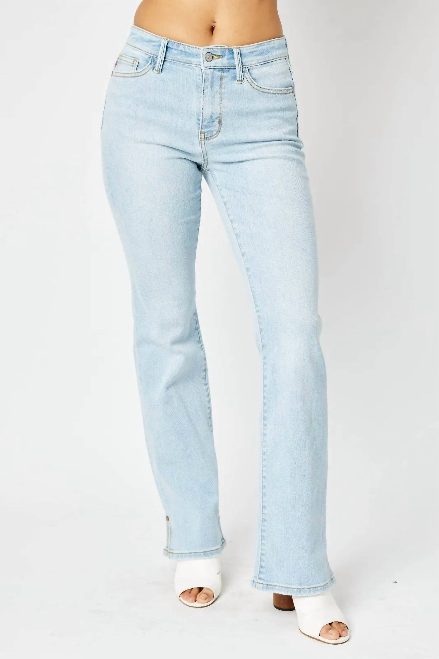 

Джинсы Bootcut с боковыми разрезами по низу светло-голубого цвета Judy Blue