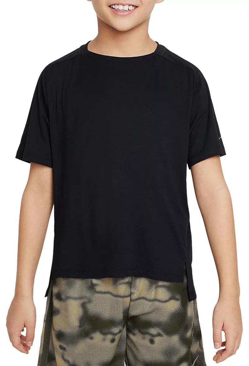 

Футболка для тренировок Nike Dri-FIT Multi Tech для мальчиков, цвет Black/Reflective Silv