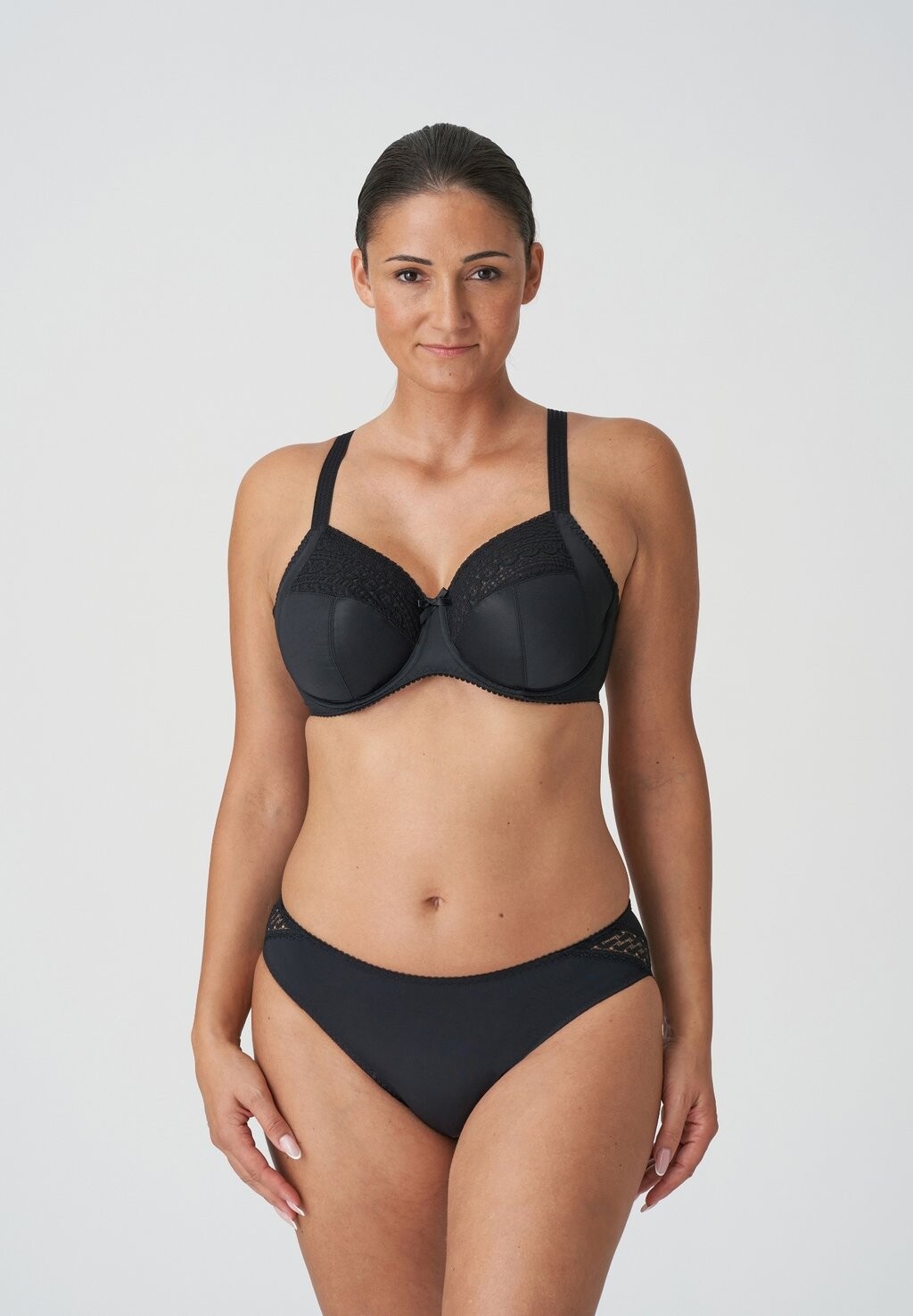 

Бюстгальтер на косточках MONTARA FULL CUP PrimaDonna, черный