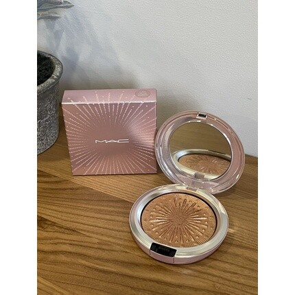 

Skinfinish Пудра-бронзатор Flare для драматического эффекта, Mac