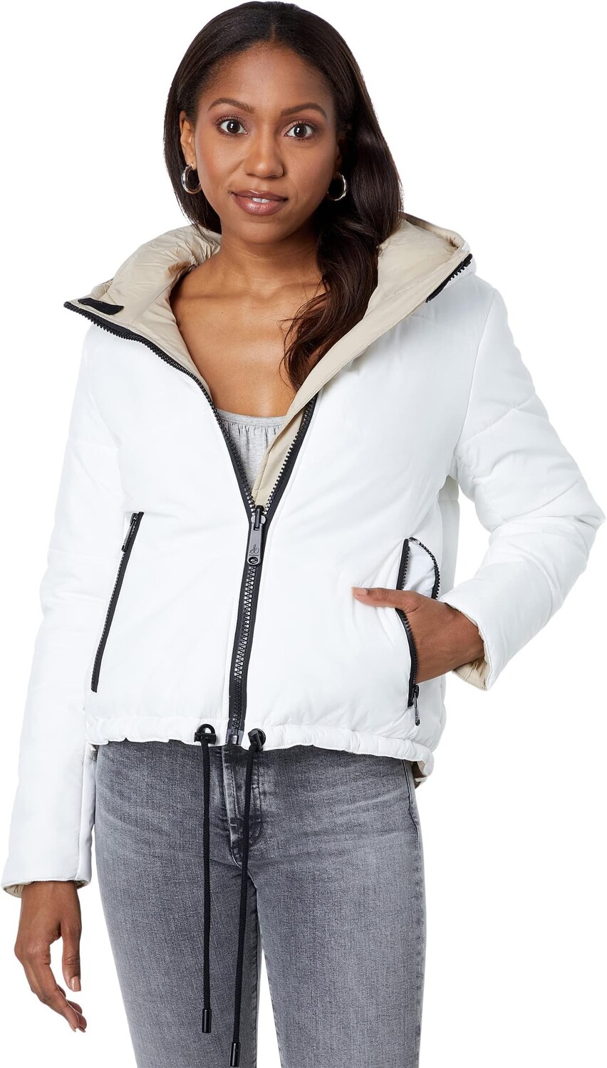 

Пуховик Sam Edelman Hooded Short Puffer with Drawcord Detail, цвет White/Sand