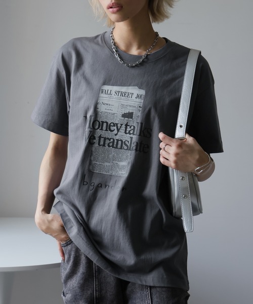 

Футболка с принтом Girly Doll, серая