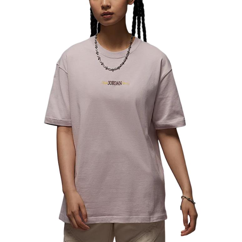 

Jordan Футболка с заниженным плечом SS25 женская серо-фиолетовая, Фиолетовый, Jordan Футболка с заниженным плечом SS25 женская серо-фиолетовая