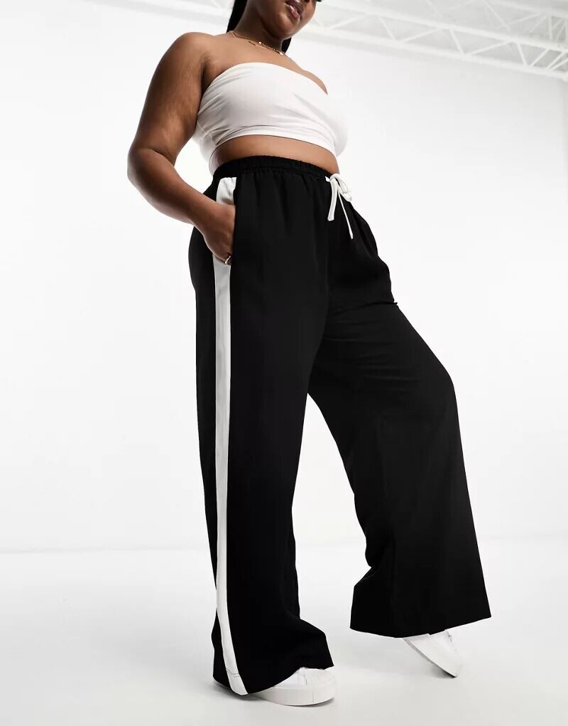 

Черные брюки без застежки с контрастной вставкой ASOS Curve