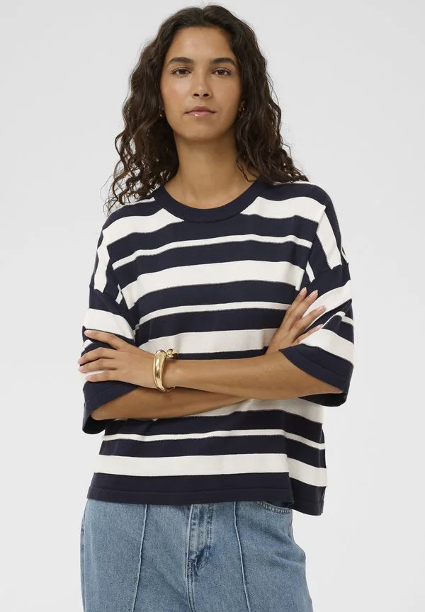 

Футболка slspina с принтом в виде квадратной формы Soaked In Luxury, India Ink/White Stripe, Белый, Футболка slspina с принтом в виде квадратной формы Soaked In Luxury, India Ink/White Stripe