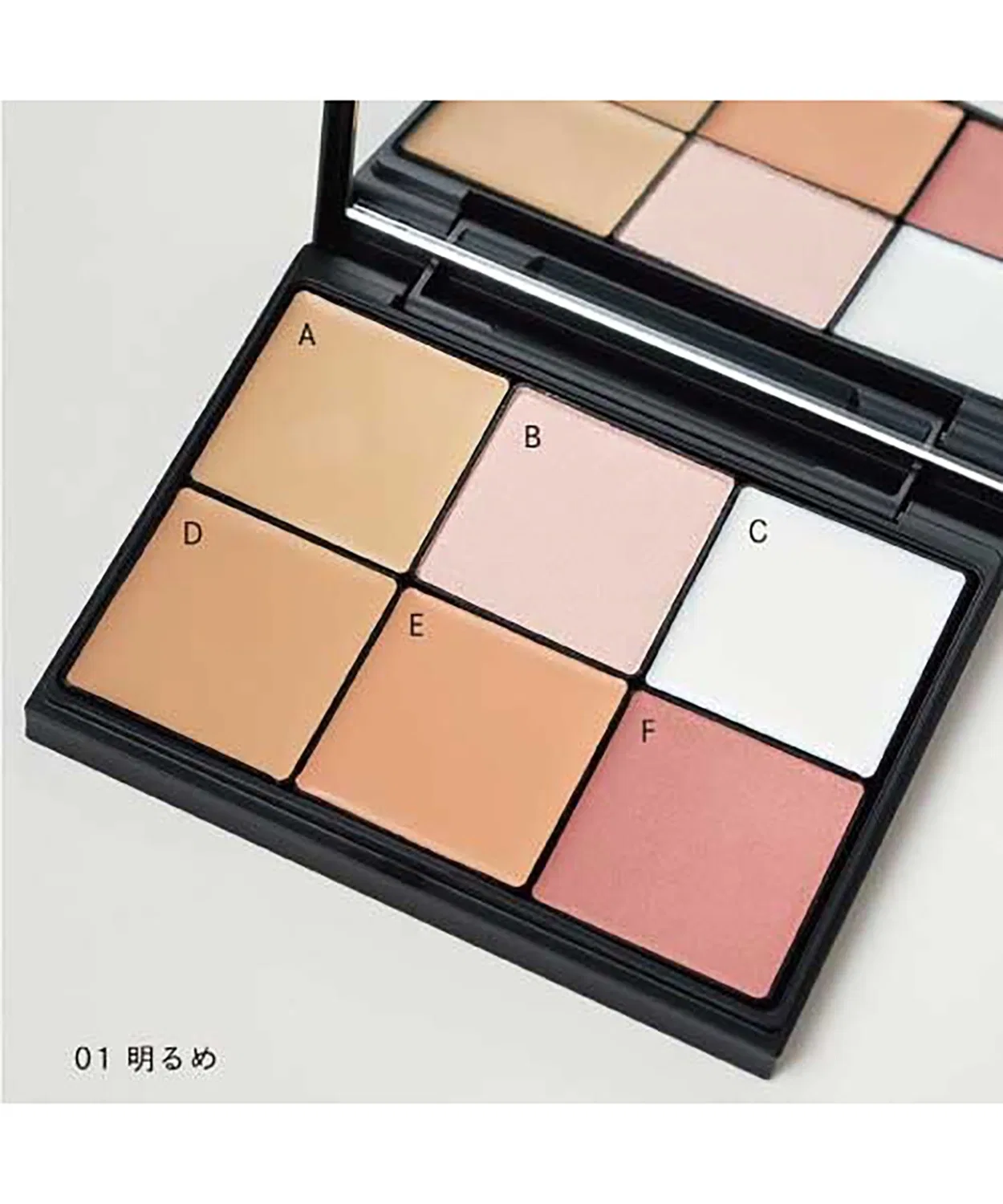 Многофункциональный консилер-палетка Celvoke Seamless Face Palette 15 г — фото 2