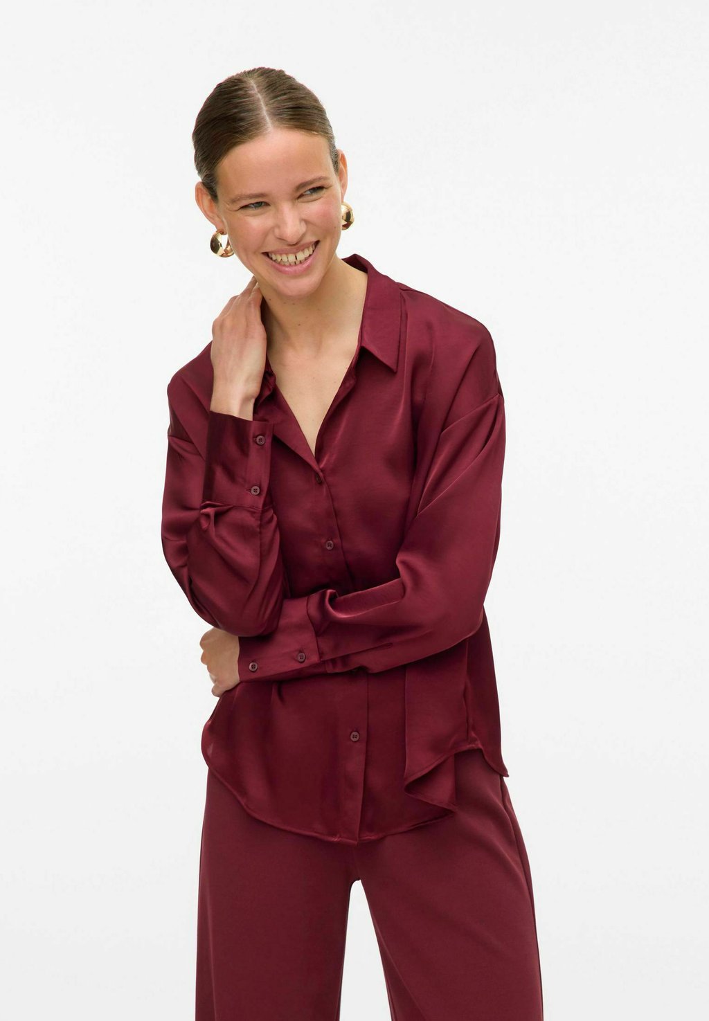 

Блузка на пуговицах SNEMILY Vero Moda, темно-красный