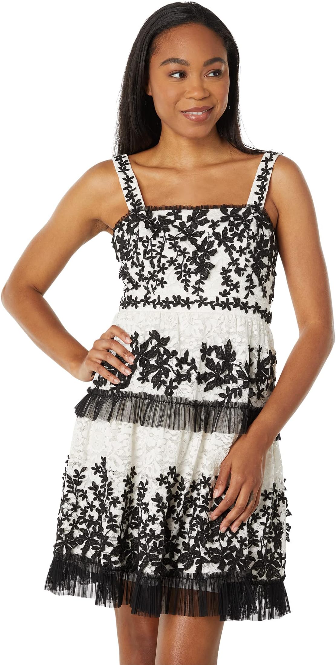 

Платье BCBGMAXAZRIA 3-D Embroidered Lace and Tulle Contrast Dress, цвет Off-White Combo