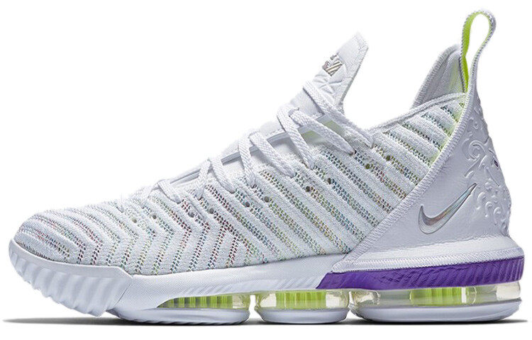 

Мужские баскетбольные кроссовки Nike Lebron 16