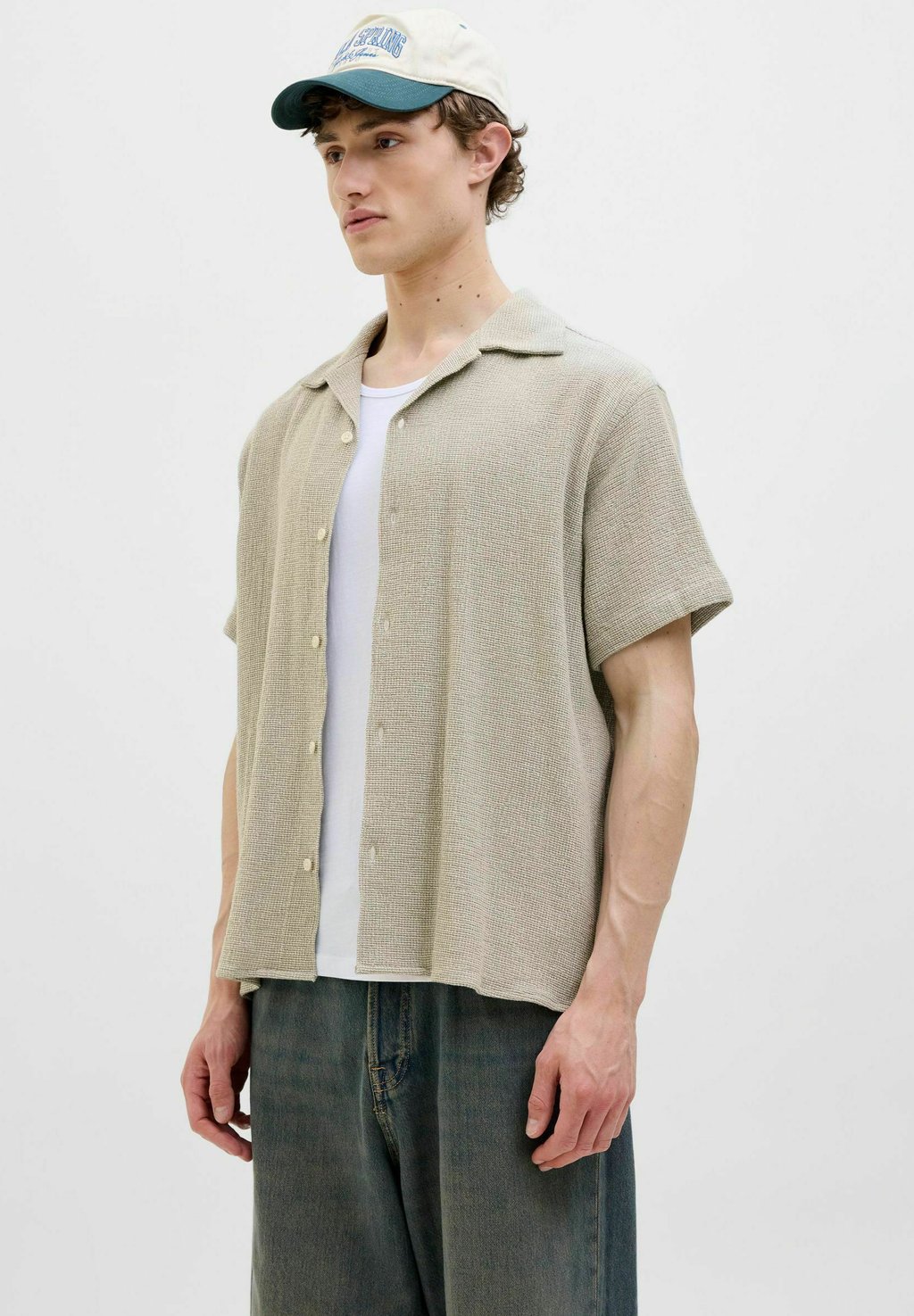 

Рубашка JORCOBA STRIPE RESORT Jack & Jones, серый
