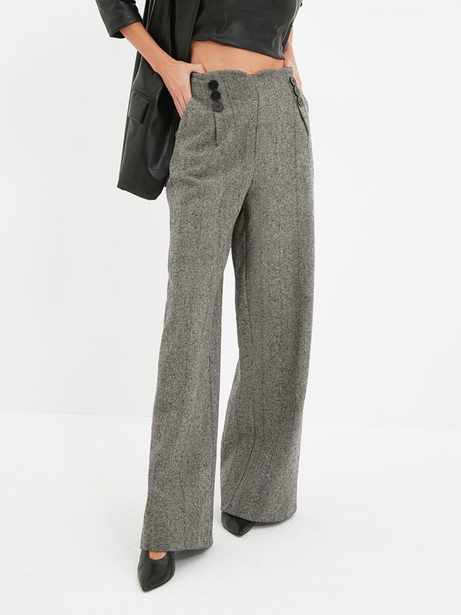 

Широкие брюки со складкой спереди Trendyol, цвет Grey/Anthracite