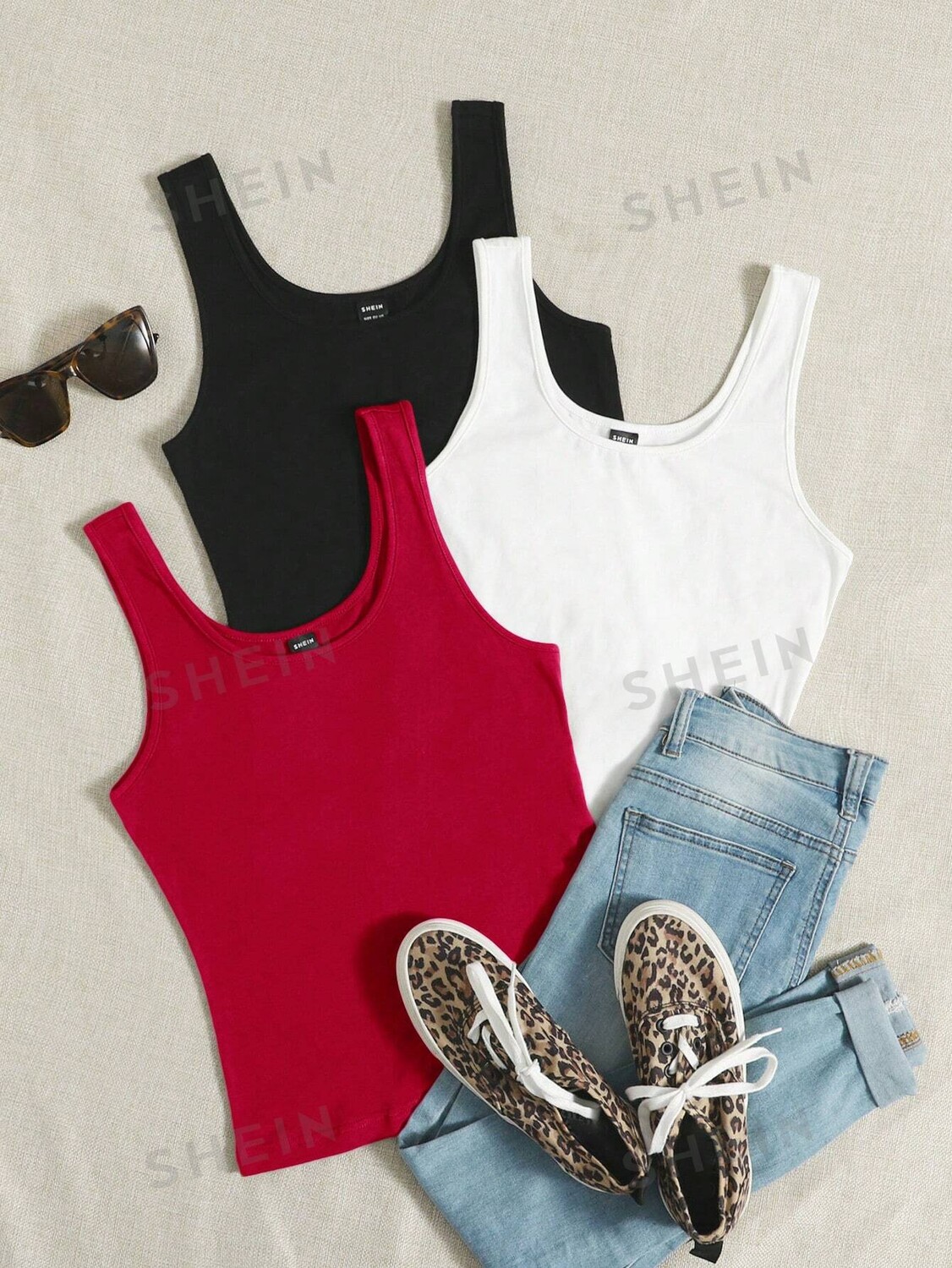 

Майка Shein Ezwear, красный