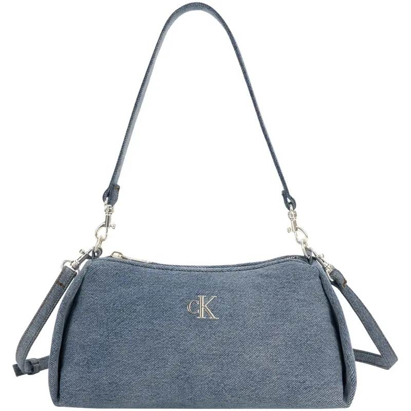 

Calvin Klein Джинсовая сумка через плечо среднего размера
