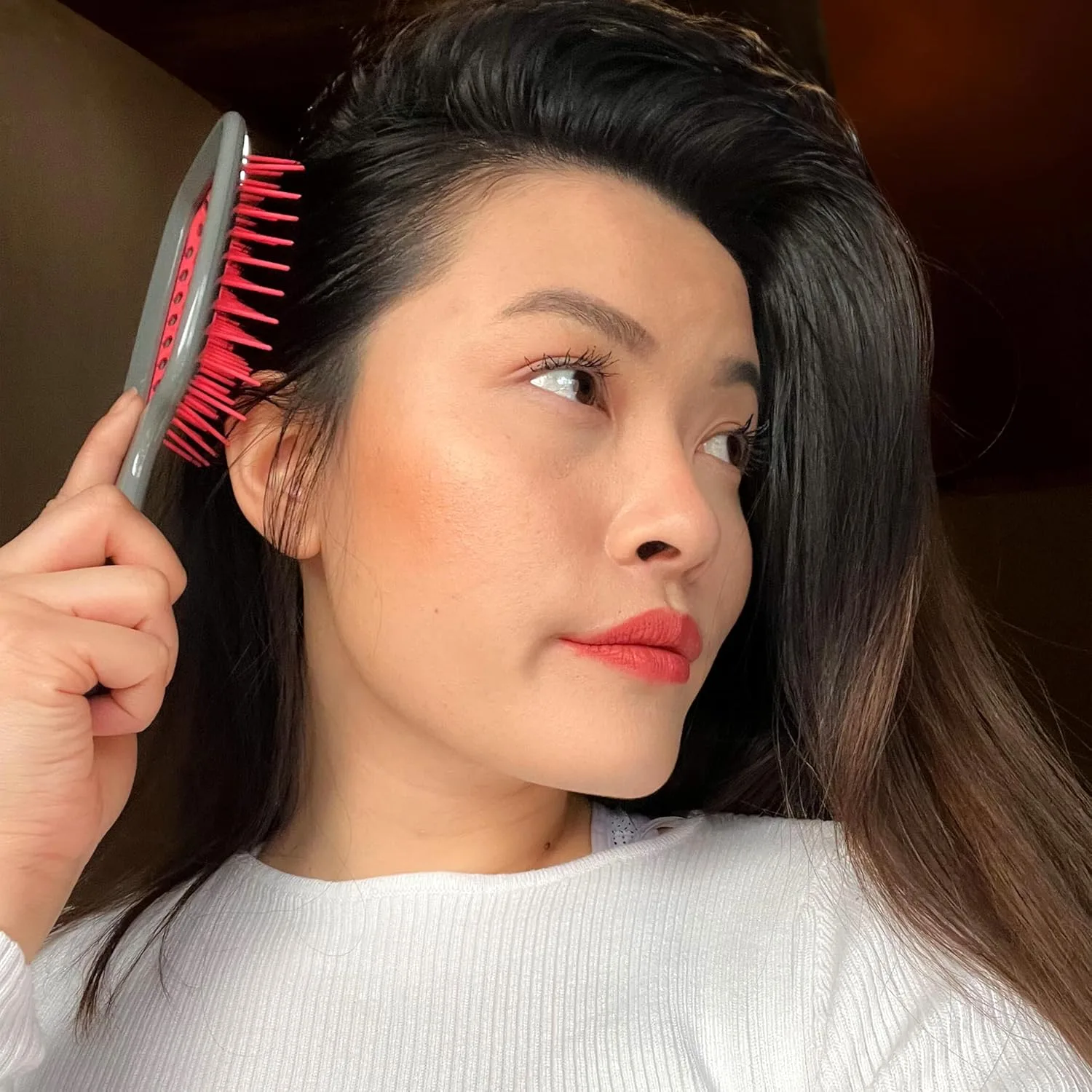 Расческа FHI Heat UNbrush для безболезненного расчесывания всех типов влажных и сухих волос - прочные антистатические щетинки DuoFlex, легкая ручка, вентилируемая конструкция. 1 штука (1 шт.), Nordic Berry — фото 4