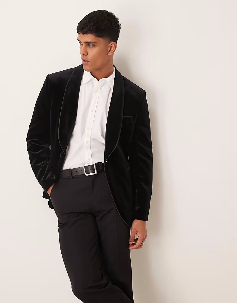 

Узкий пиджак-смокинг с шалевыми лацканами ASOS DESIGN из черного бархата