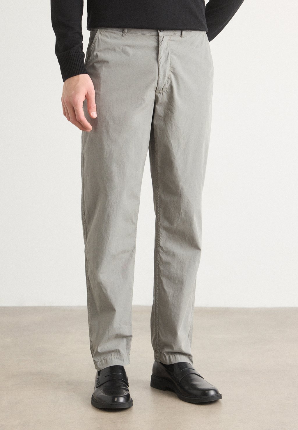 

Брюки WALTER PANTS Mads Nørgaard, светло-серый