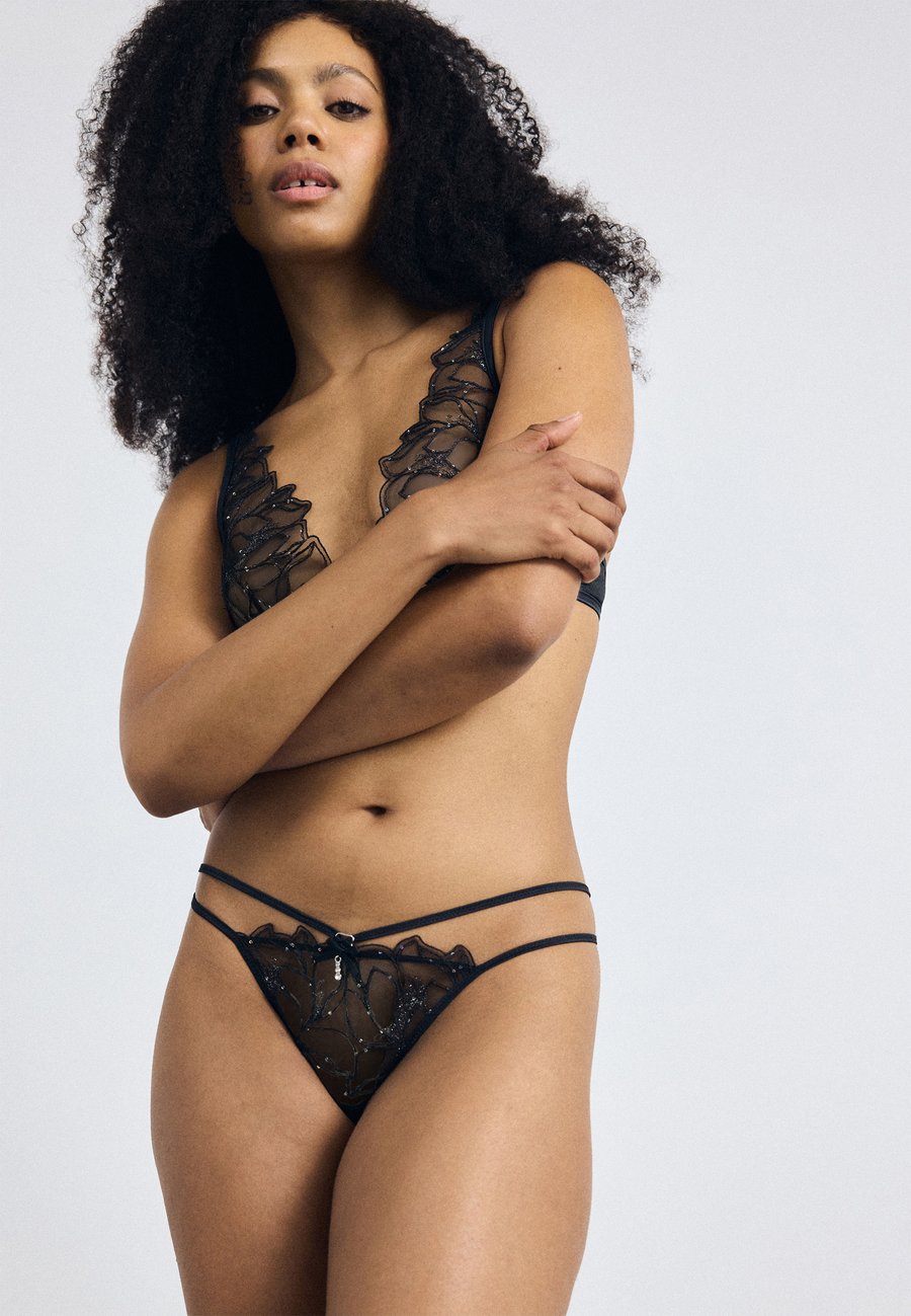 

Трусы LASCANA THONG, Black