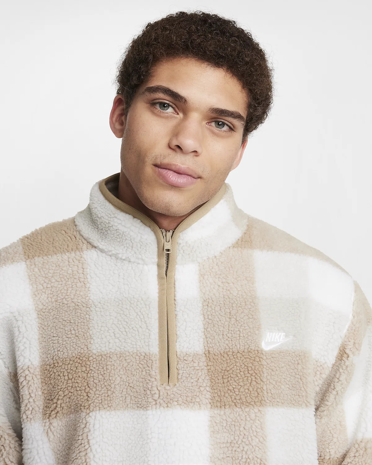 Мужская зимняя куртка Nike Club на молнии, Khaki/Sail/Light Bone/White — фото 3