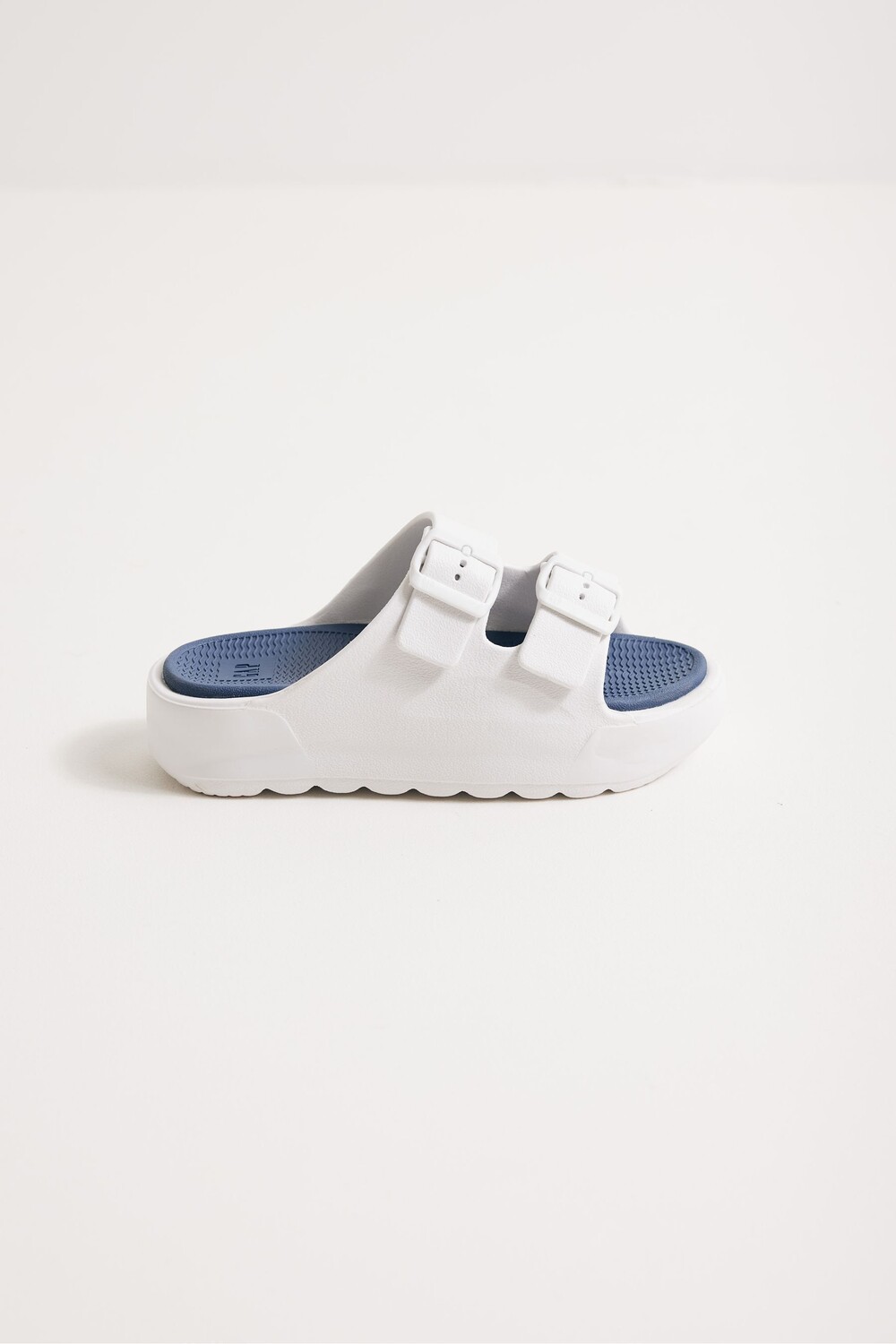 

Сандалии Virginia с двойным ремешком Gap, белый