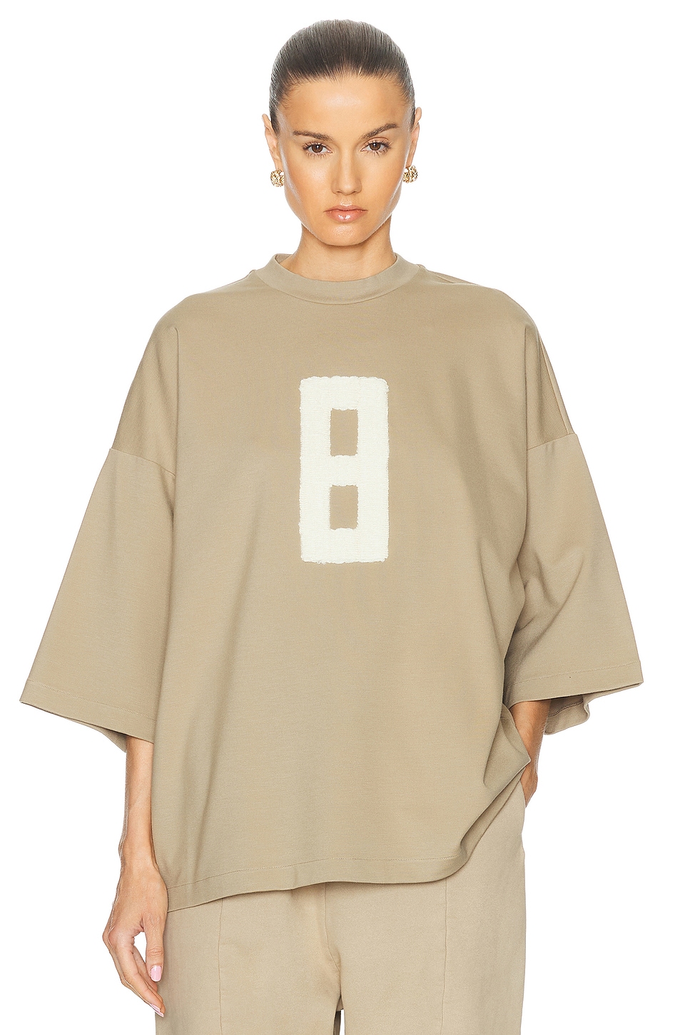 

Футболка 8 Milano с вышивкой Fear of God, цвет Dune