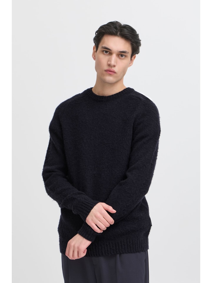 

CASUAL FRIDAY Вязаный свитер CFBert синего цвета