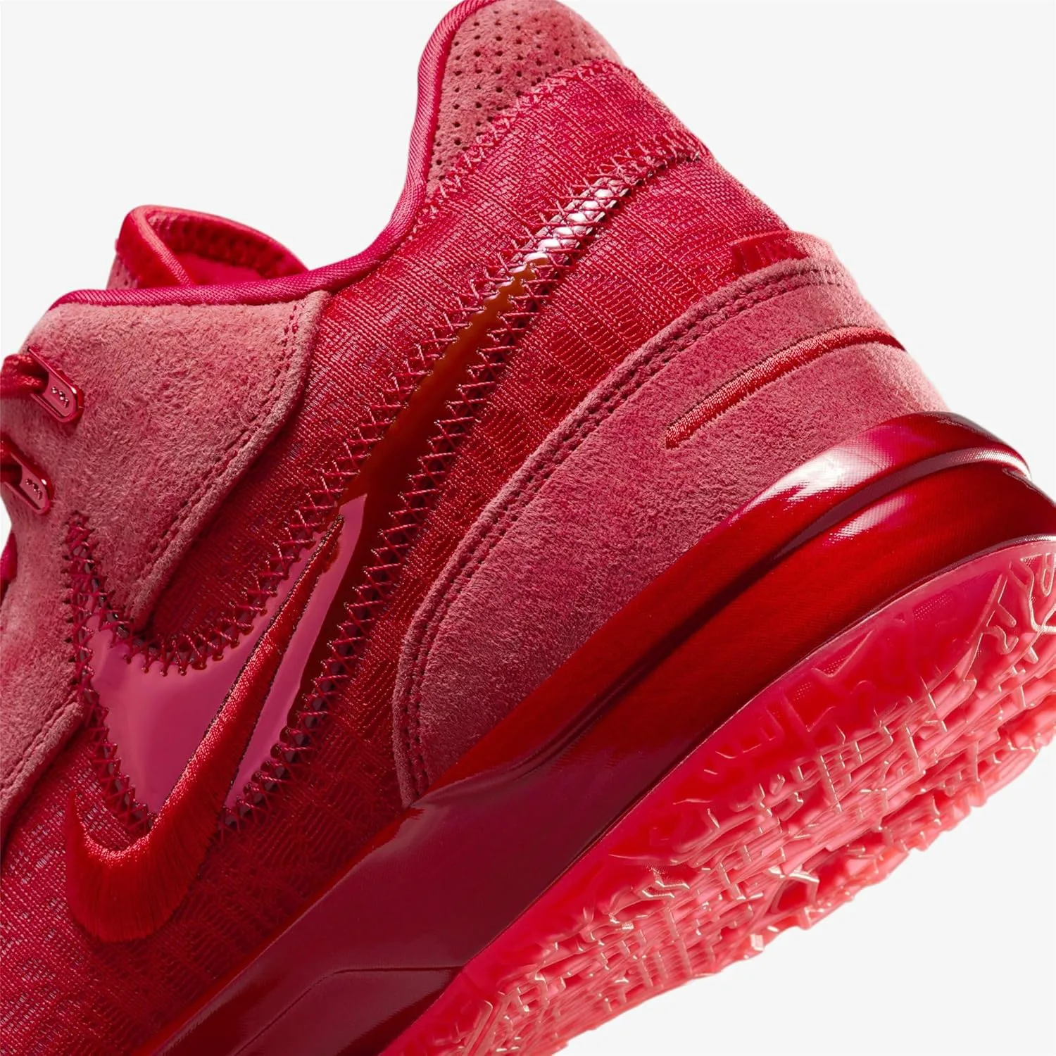 Мужские баскетбольные кроссовки Nike Lebron NXXT Gen AMPD, ярко-малиновый/красный — фото 4