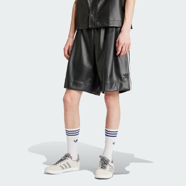 Шорты из искусственной кожи adicolor 3 полоски шорты азиатские размеры Adidas, черный — фото 3