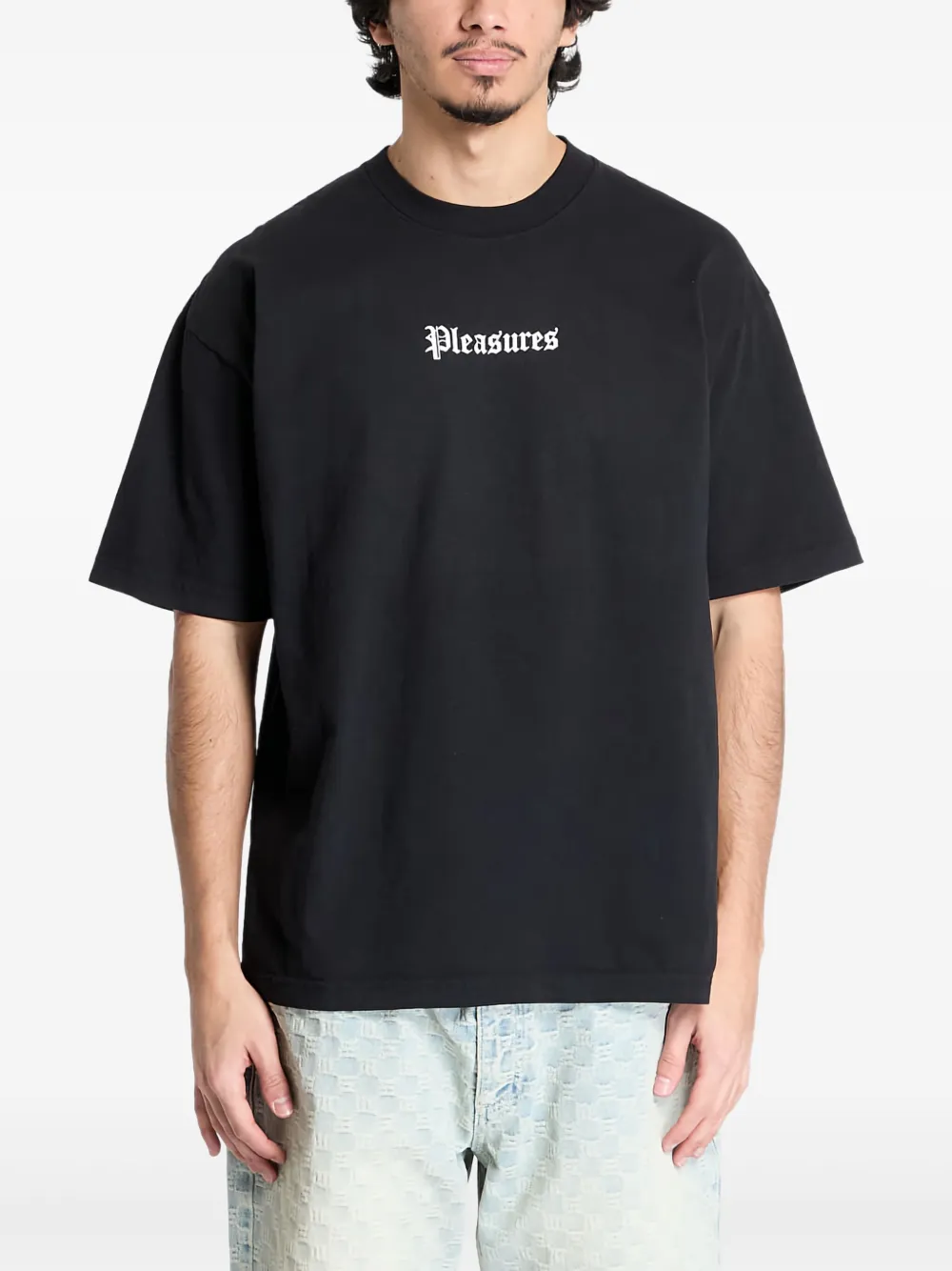 

Футболка с вышитым логотипом Pleasures, черный