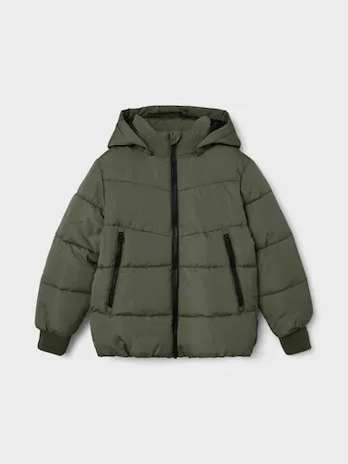 

Name It Стеганая куртка It "NKMMUSIC PUFFER JACKET TB", с капюшоном, цвет Beetle