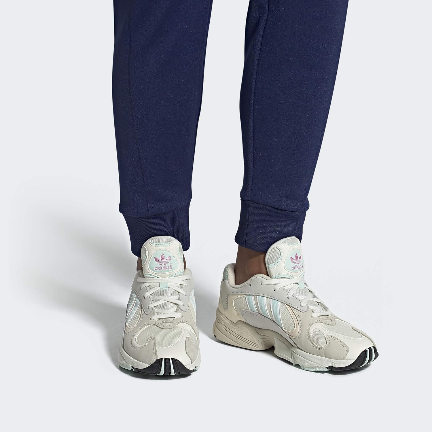 Мужские кроссовки adidas Ultraboost Uncaged, Off White/Ice Mint — фото 3