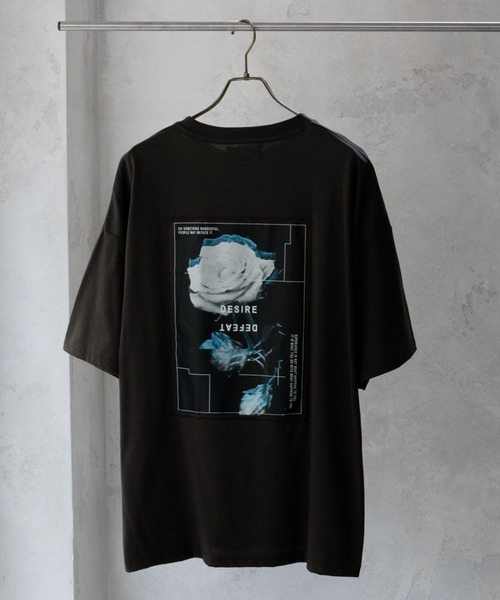 

Футболка с коротким рукавом, цветочный принт на спине Mac-House, угольно-серый