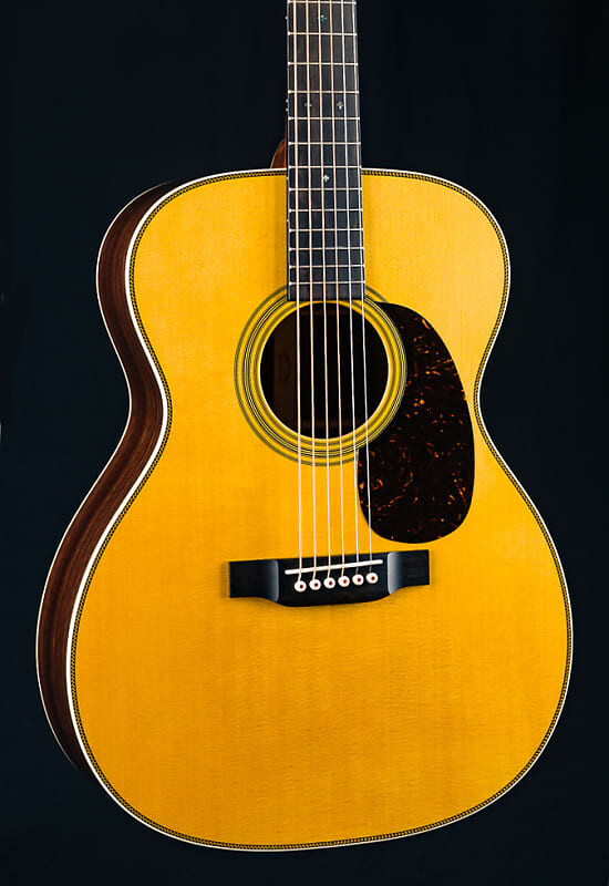 

Акустическая гитара Martin 000-28 Indian Rosewood and Sitka Spruce NEW