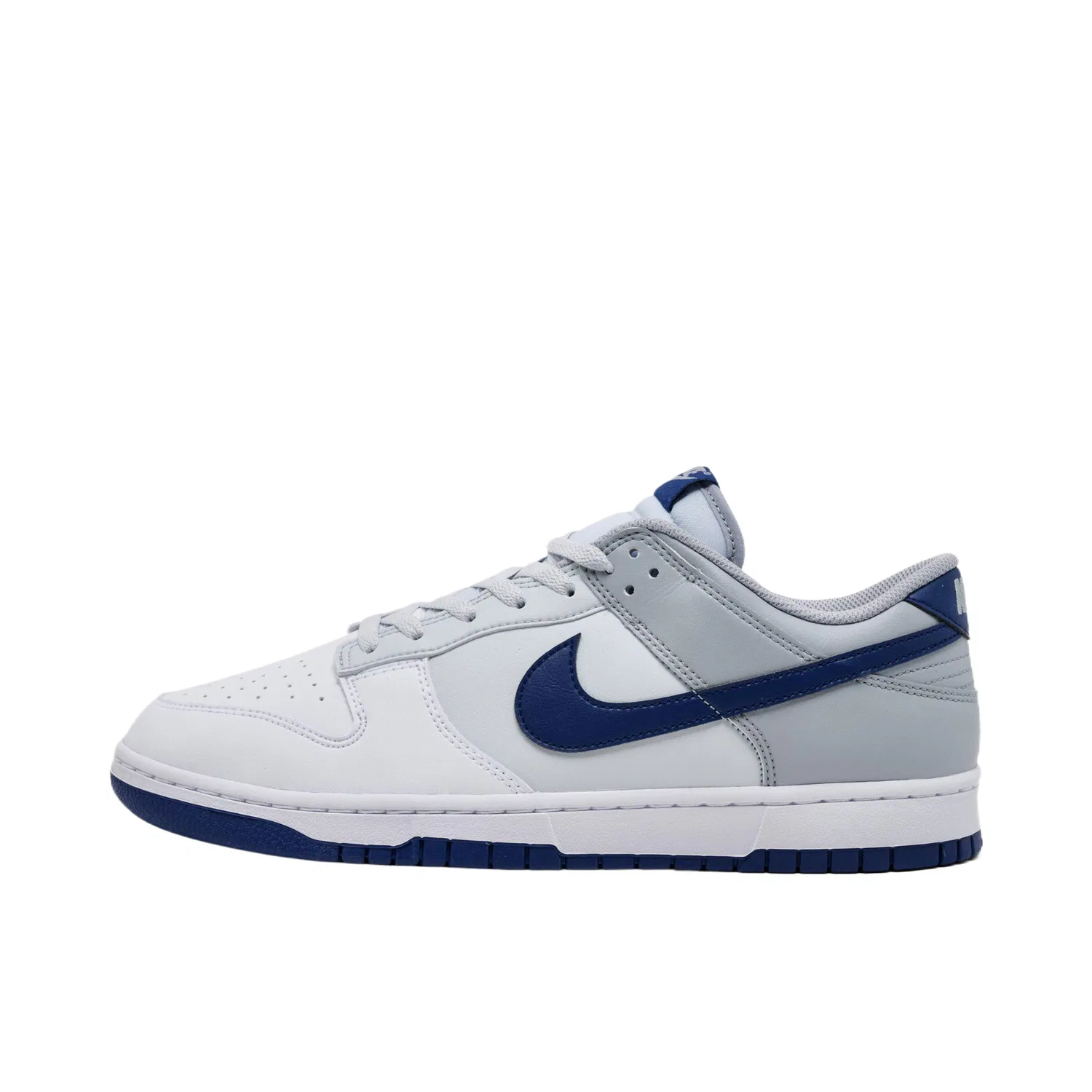 Кроссовки скейтбординговые Nike Dunk Low белые/темно-синий/платина/серый