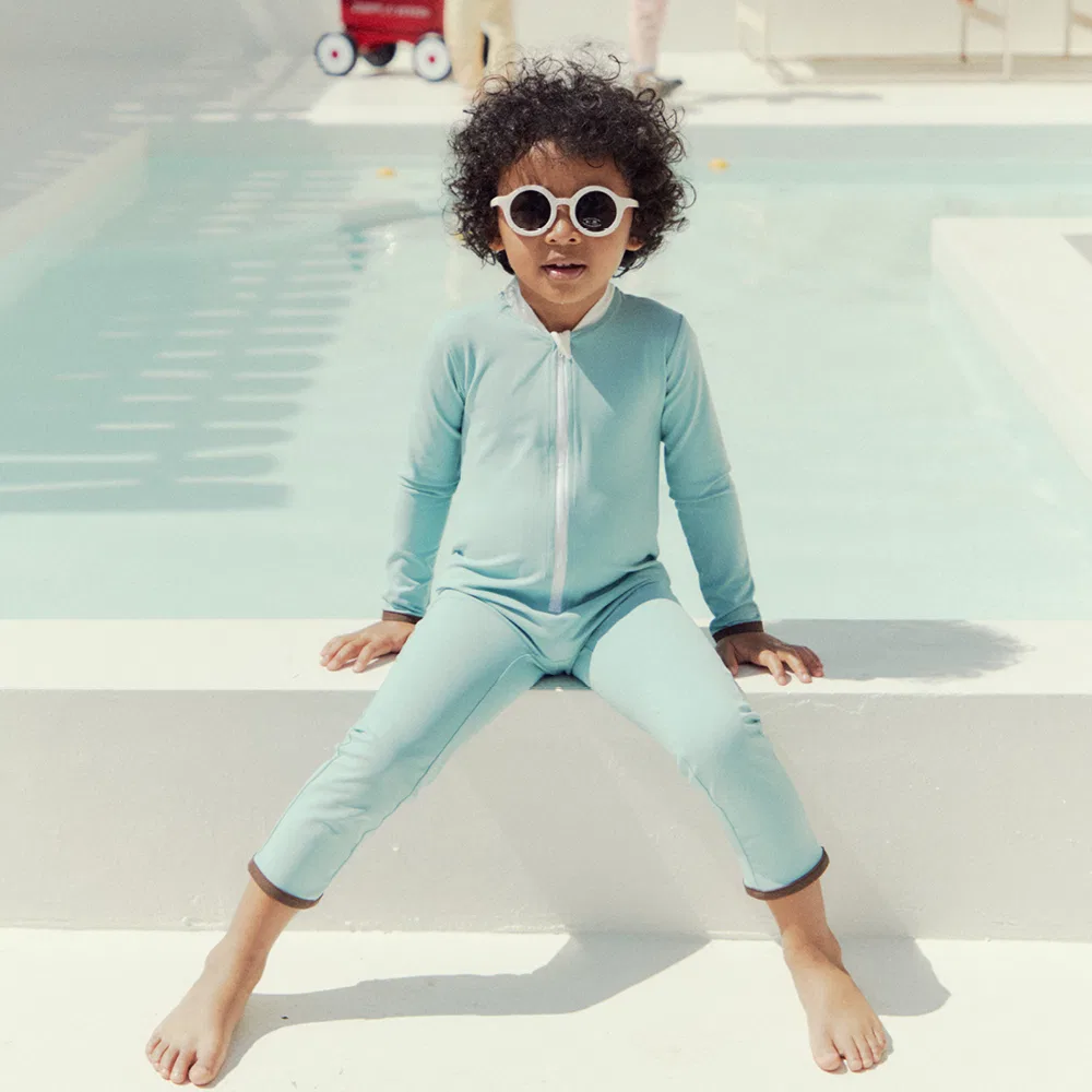 Детский комплект рашгарда Color Block Swim кремово-мятного цвета от Doudounsomn