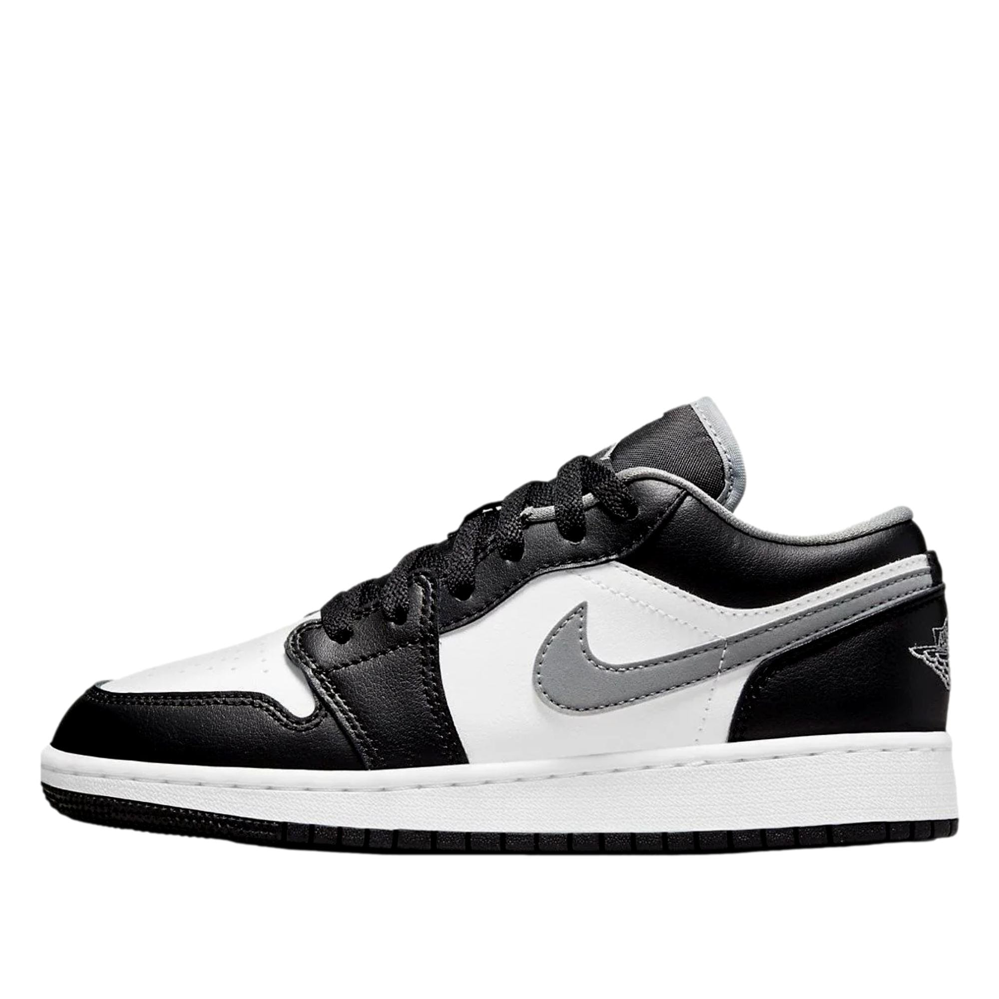 

Детские кроссовки Nike Air Jordan 1 Low Black/Particle Grey - White 553560-040