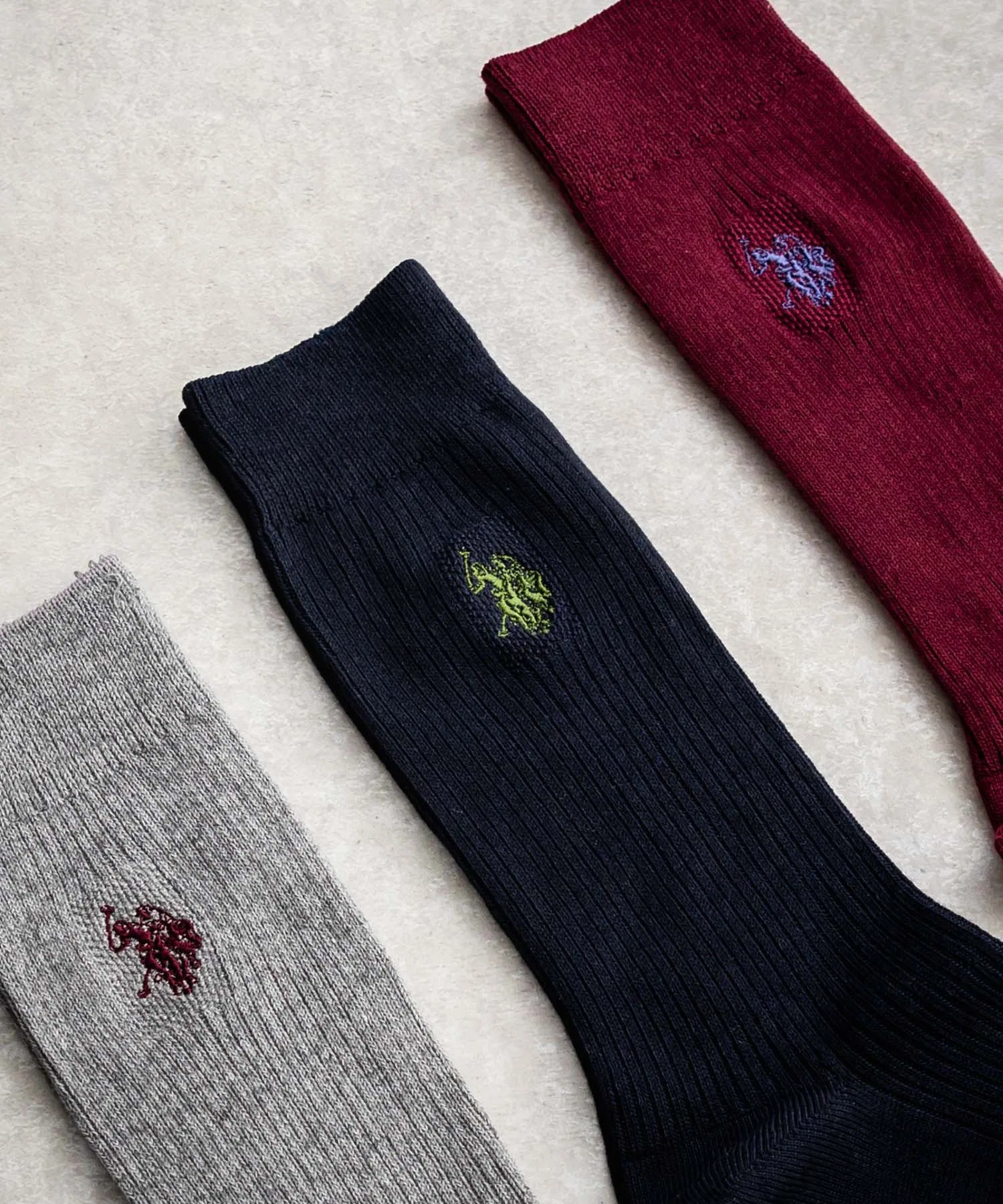 Носки US POLO ASSN. — 3 пары разных расцветок — с вышитым логотипом. — фото 3