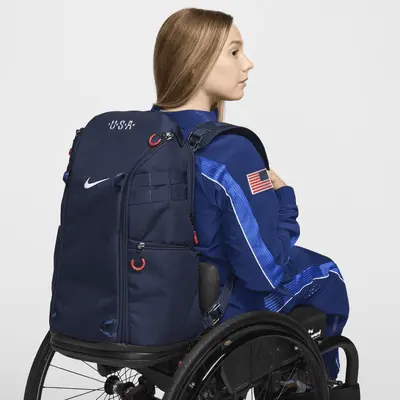 

Рюкзак Nike USA Elite EasyOn Backpack (31л), цвет Obsidian/Black/White