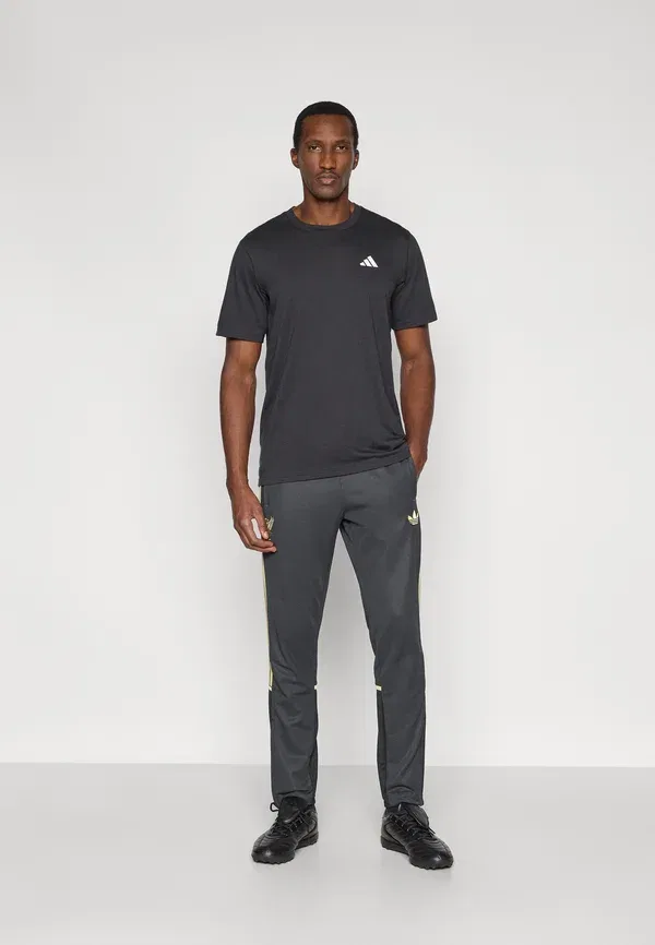 Толстовка Lfc club wear Adidas Performance, антрацит — фото 2