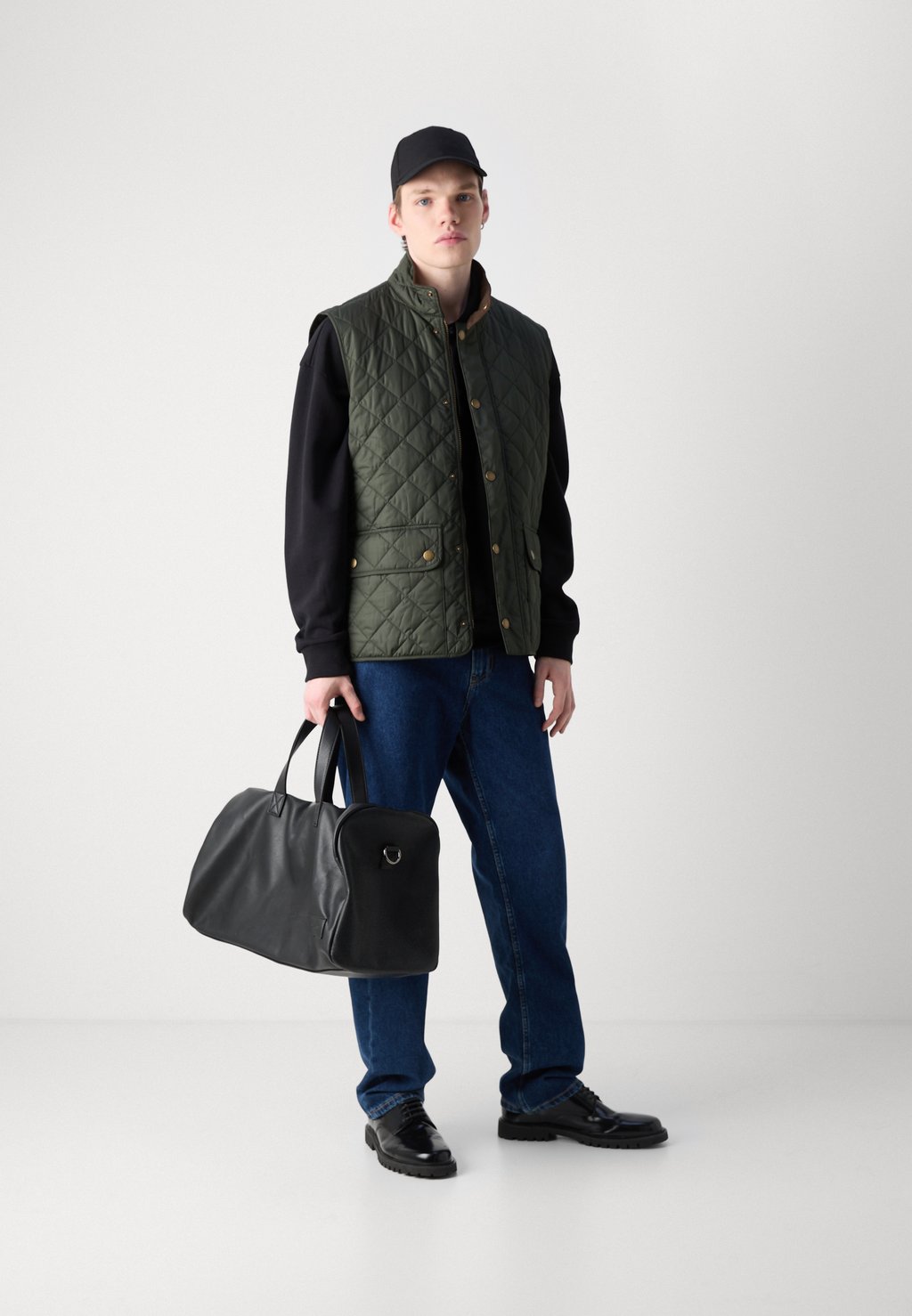 

Жилет NEW LOWERDALE QUILTED GILET Barbour, зеленый