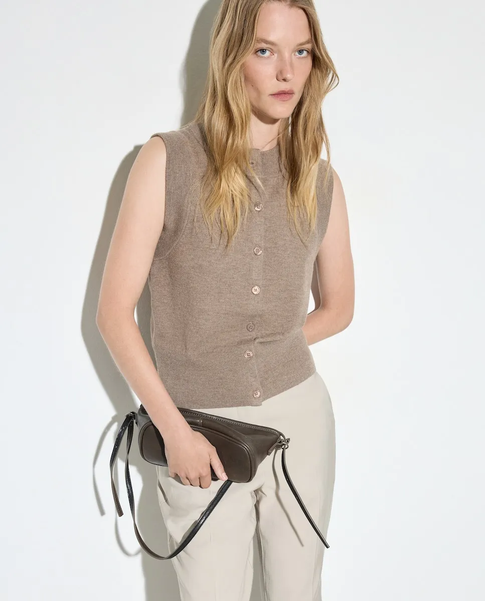 

Женский короткий жилет на пуговицах Woman El Corte Inglés, коричневый