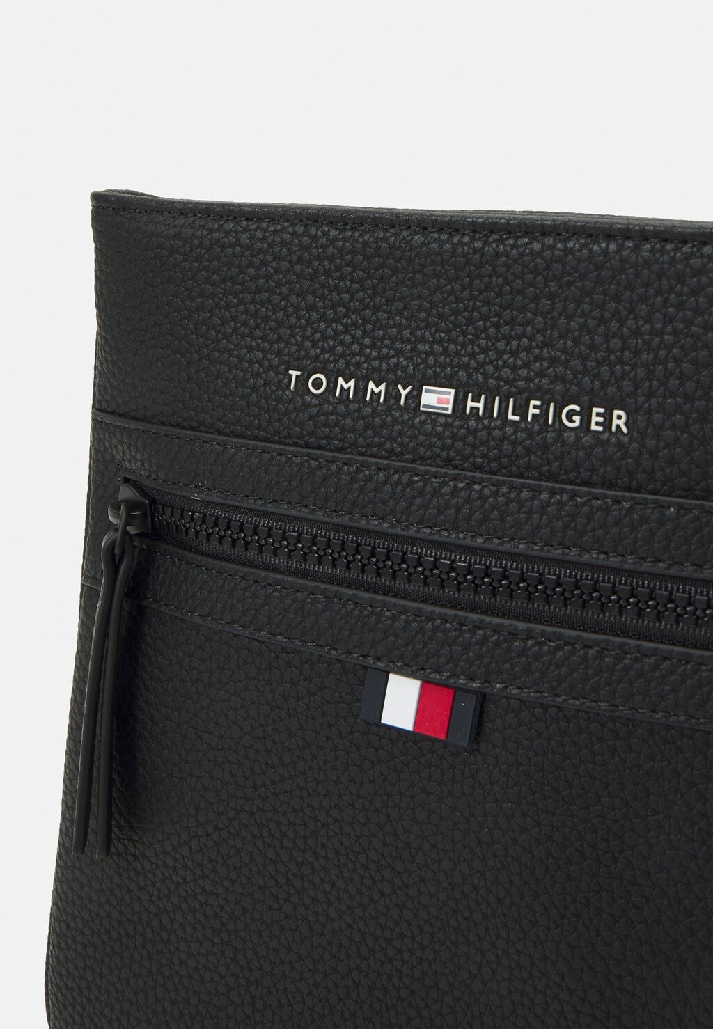 

Сумка через плечо Essential Mini Crossover Tommy Hilfiger, черная, Черный, Сумка через плечо Essential Mini Crossover Tommy Hilfiger, черная