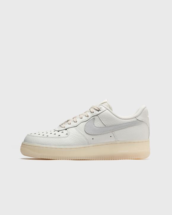 

Кроссовки Nike Wmns Air Force 1 '07 'Starry Night', цвет summit white/pure platinum