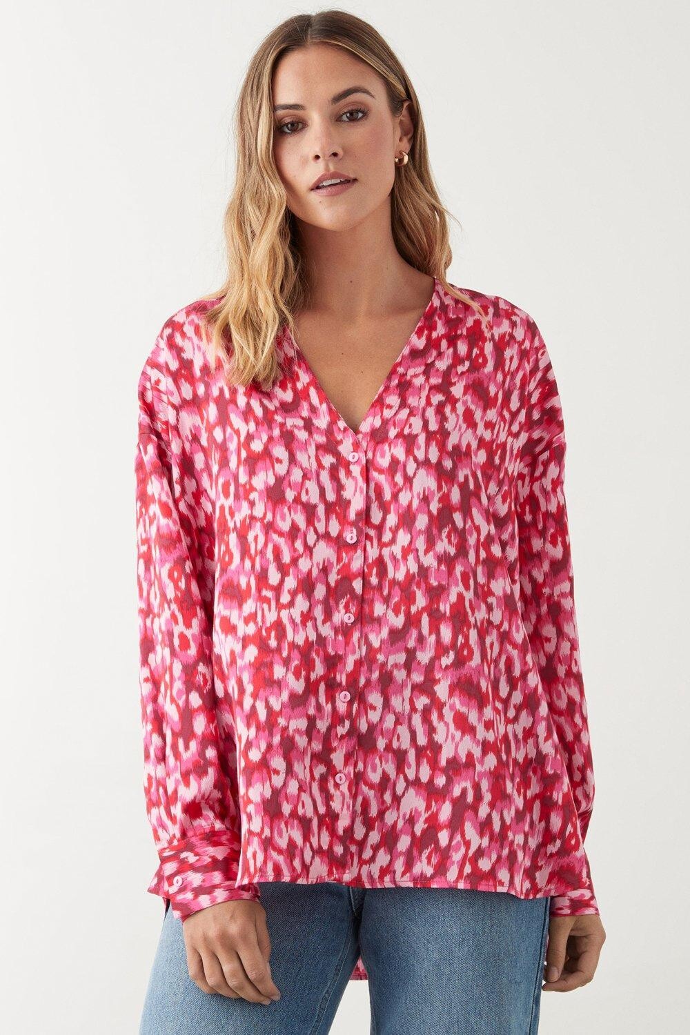 

Розовая рубашка без воротника с абстрактным рисунком Dorothy Perkins, розовый