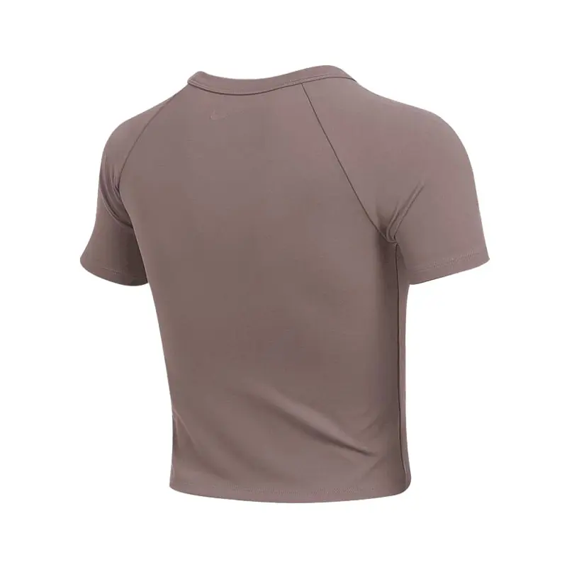 Nike Футболка женская светло-коричневая Light Umber — фото 3