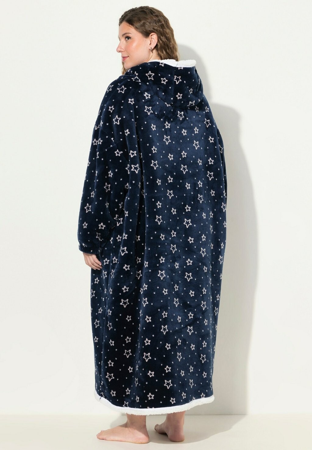 

Халат GEOMETRIC PATTERN HOODED BLANKET PONCHO Ulla Popken, темно-синий