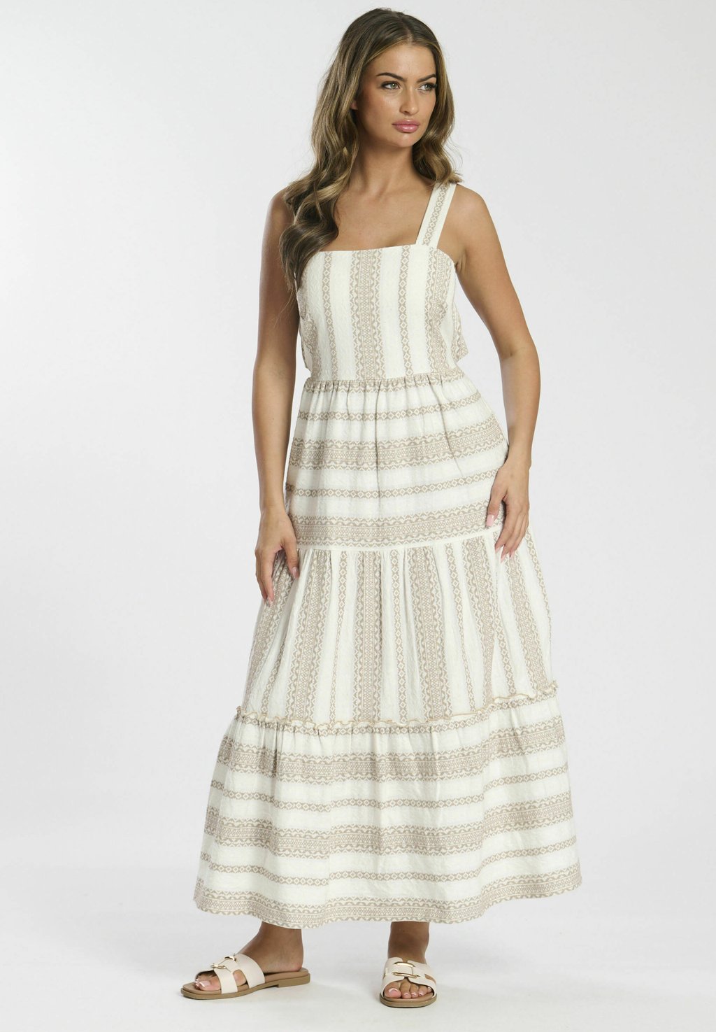 

Повседневное платье SQUARE NECK JACQUARD MAXI South Beach, серо-коричневый