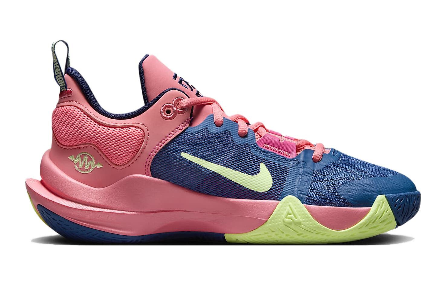 Баскетбольные кроссовки Giannis Immortality 2 Kids Nike, синий/розовый — фото 2