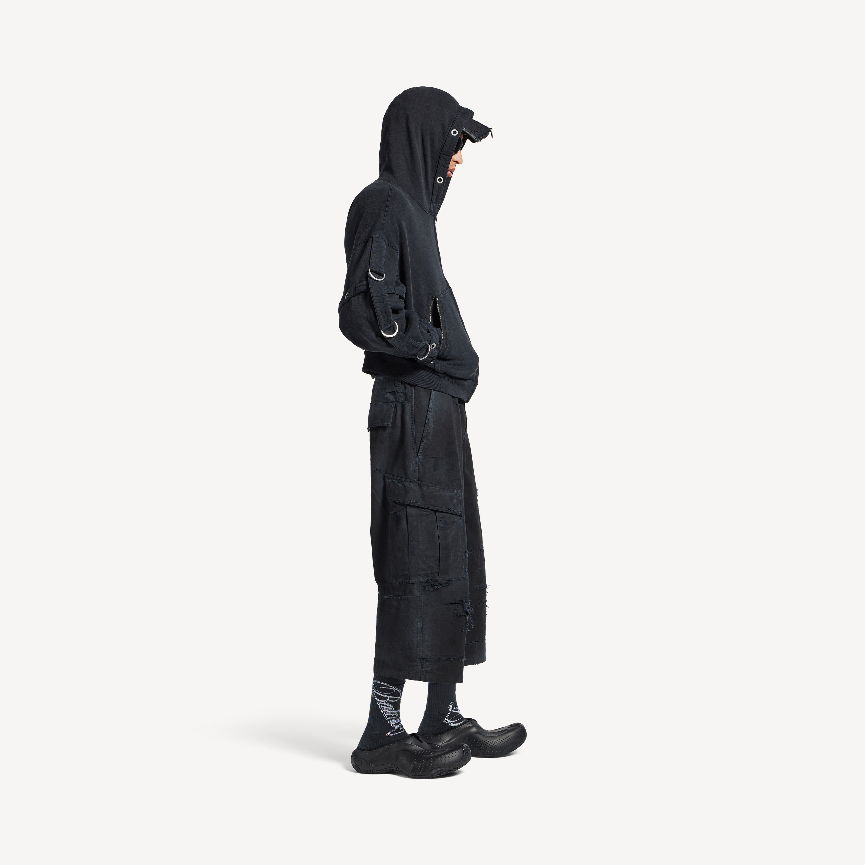 Мужские укороченные карго-штаны черного цвета BALENCIAGA, черный — фото 2