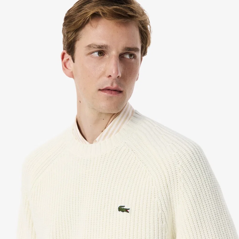 Мужской кремовый свитер с круглым вырезом в рубчик от Lacoste — фото 2